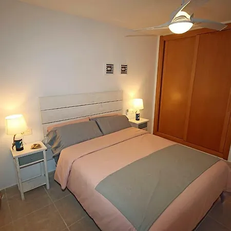 La Perla - Penthouse Living, Private Roof Terrace, Pool, Parking, Wifi * El Medano (Tenerife)
